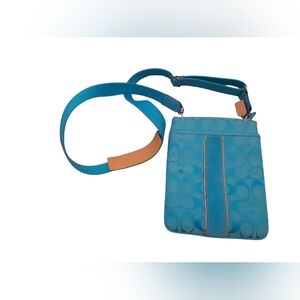 COACH Turquoise Blue Crossbody Bag Vintage